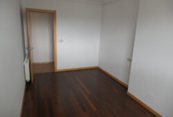 Apartamento de 2 dormitorios, Avda. de Lugo-Monterroso